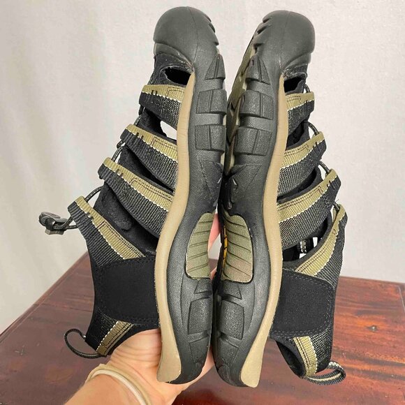 Keen Newport H2 Hiking / Water / Outdoor Sandal Mens Size 9.5